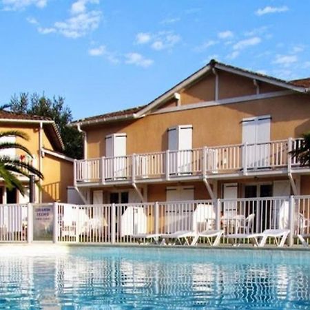 Petit Oasis Avec Piscine Apartment Англе Екстериор снимка